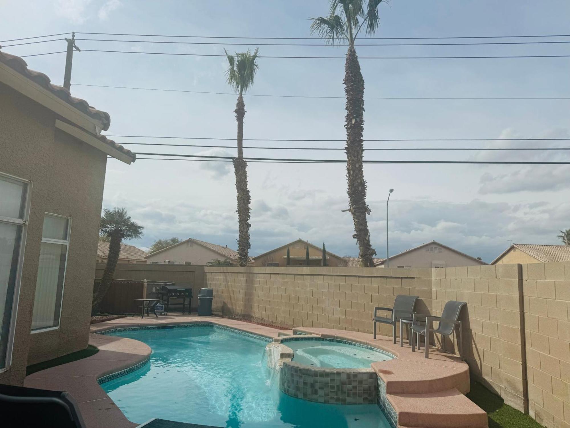 Paradise Las Vegas Exterior photo